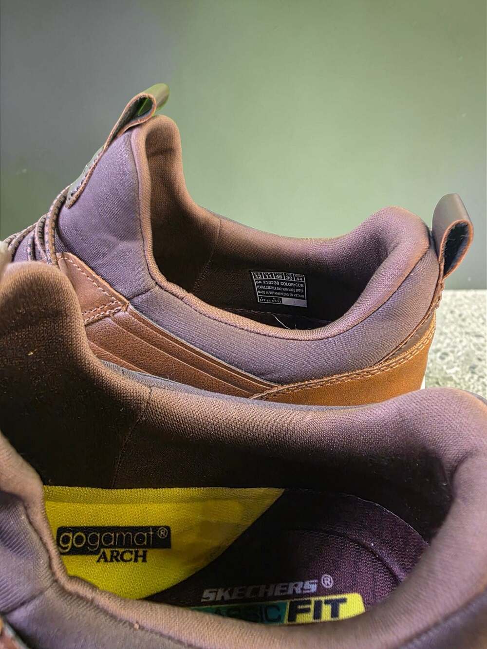 Skechers - Picture 5 of 13
